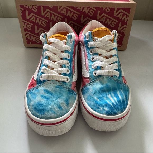 Vans Red and Blue Sneakers Vibrant Tie-Dye Design - Picture 3 of 6